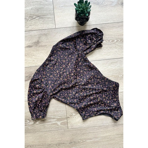 •Nasty Gal• floral bodysuit - Picture 8 of 8